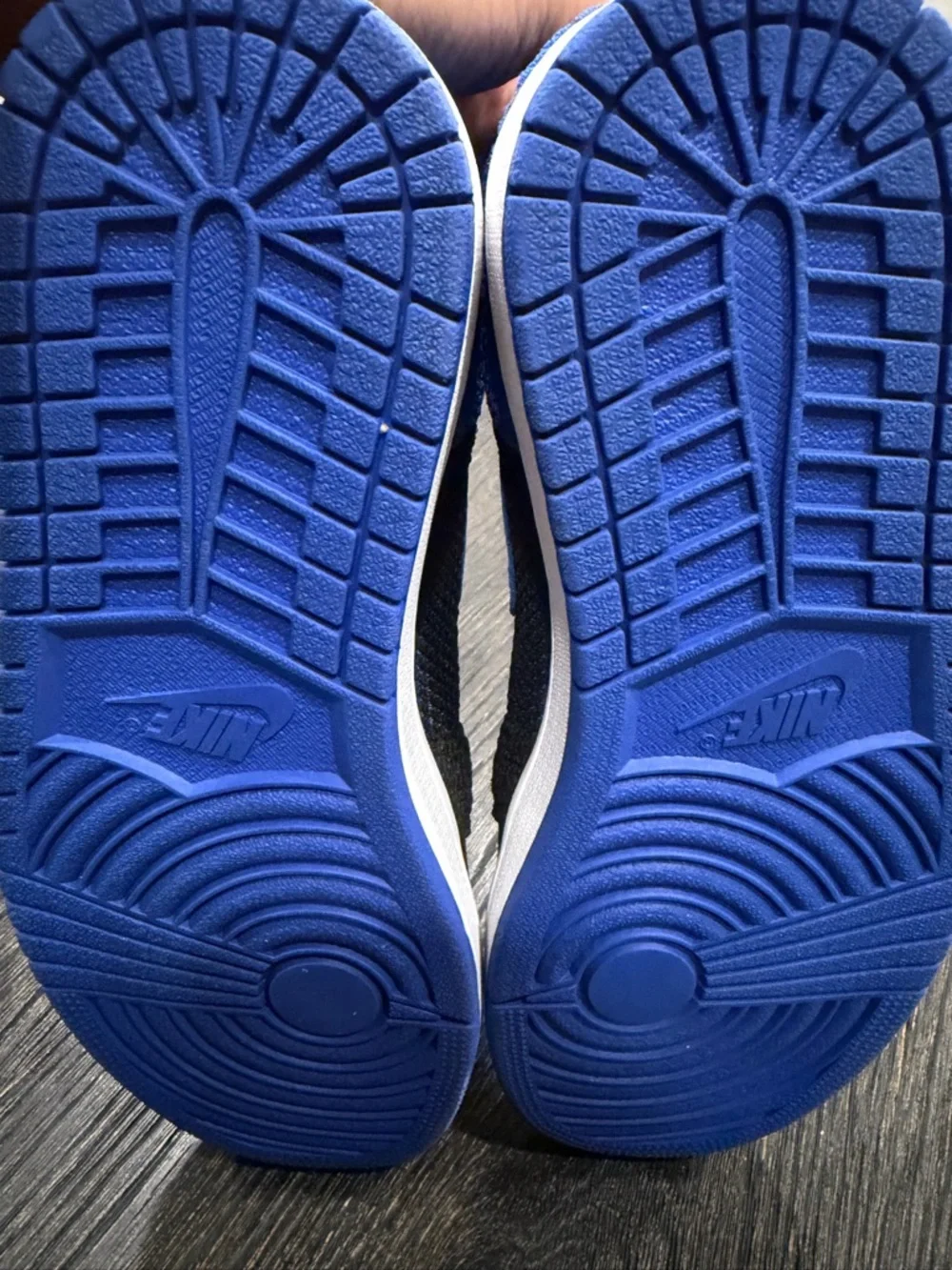 Air Jordan 1 Retro High OG Flyknit “Royal” - Men’s Size 10 - Picture 11 of 11